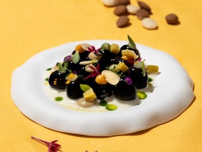 La aceituna salta a la carta