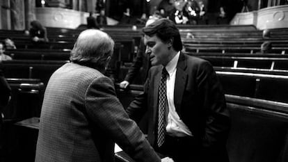 Jordi Pujol i Artur Mas al Parlament el febrer del 1999.