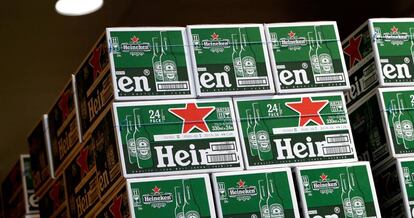 FILE PHOTO: Cartons containing Heineken brand beers are seen at Kirin Brewery Co. Yokohama Factory in Yokohama