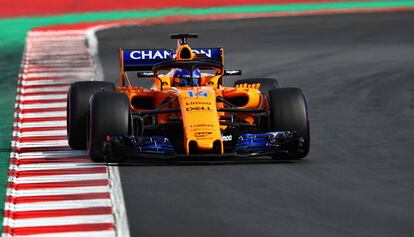 Fernando Alonso, durante los entrenamientos del viernes en Montmel&oacute;.