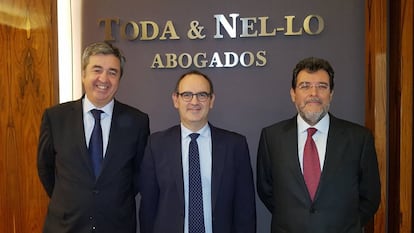 De izquierda a derecha, Ignacio Toda Jiménez (Socio Fundador), Jacobo Olllero de la Serna (Socio y responsable de Madrid) y Ricardo Nel-lo Padró (Socio Fundador).