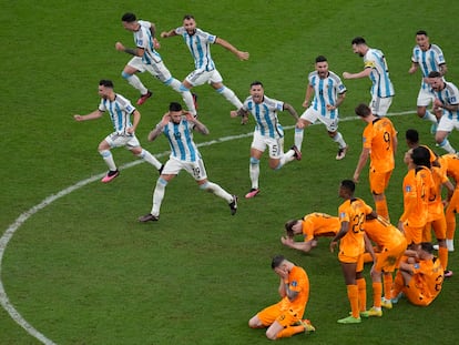 Los argentinos celebran la victoria ante Países Bajos.