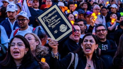 Trabajadores del Sistema Judicial protestan contra la reforma en, Ciudad de México, el día 26 de agosto de 2024.