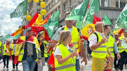 Manifestación de agricultores en Bruselas en contra del nuevo Marco Financiero Plurianual.