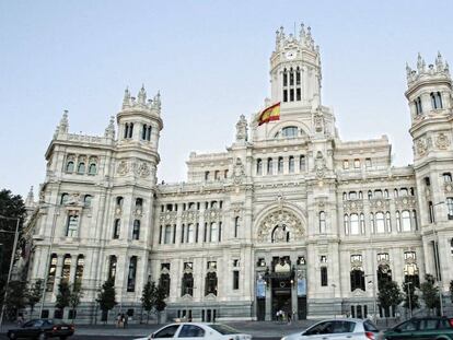 El Palacio de Cibeles, en verano de 2012, tras convertirse en sede del Ayuntamiento de Madrid.