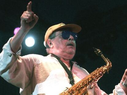 El saxofonista Phil Woods durante un concierto en en el Festival de Jazz de Antibes (Francia), en julio de 1998.