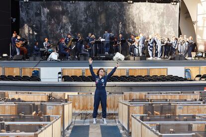 Nelly Ben Hayoun con la International Space Orchestra y Sigur Ros en la previa a su show en el Hollywood Bowl.