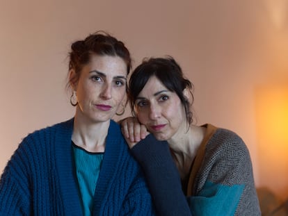 Miriam Garlo y Eva Libertad, protagonista y directora de 'Sorda'.