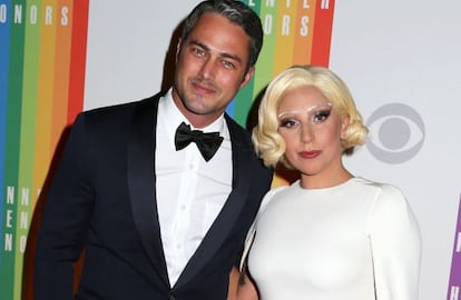 Taylor Kinney i Lady Gaga.