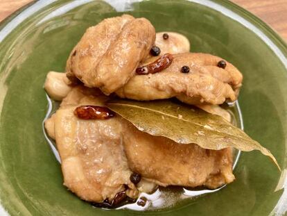 Pollo al ajillo: la receta clásica que siempre sale bien