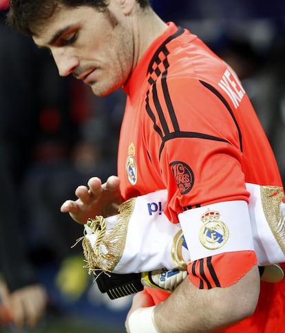 Casillas antes de empezar el partido.