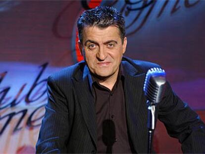 José Miguel Monzón, <i>El Gran Wyoming,</i> en el escenario de <i>El club de la comedia.</i>