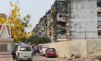 Los terrenos del White Building, apenas a diez minutos de paseo del Palacio Real de Phnom Penh, valdrán una fortuna cuando sean edificados.