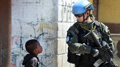 Ex&eacute;rcito brasileiro na Miss&atilde;o de Manuten&ccedil;&atilde;o da Paz (MINUSTAH) do Haiti em junho deste ano