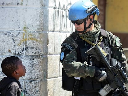 Ex&eacute;rcito brasileiro na Miss&atilde;o de Manuten&ccedil;&atilde;o da Paz (MINUSTAH) do Haiti em junho deste ano