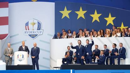 Rahm y Rose, con el equipo europeo.