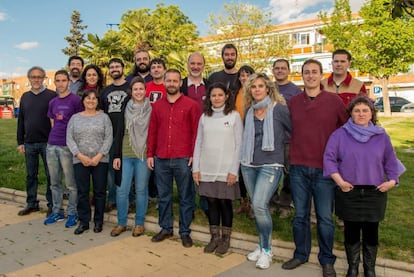 Candidatos de Leganemos, con Mercedés Condés y Fran Muñoz, tercera y quinto por la derecha.