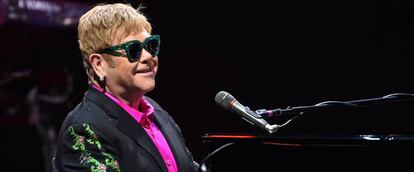 Elton John en una actuación en el Grimaldi Forum de Monaco.