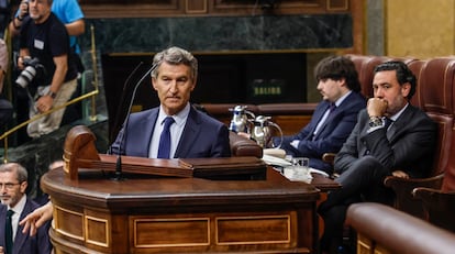 Alberto Núñez Feijóo, antes de su intervención en el Congreso, este miércoles.