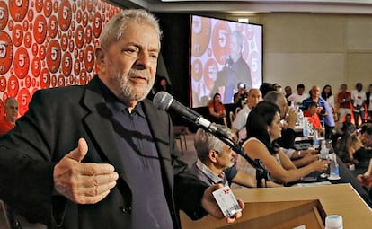 O ex-presidente Lula durante congresso nacional do PT, em Salvador.