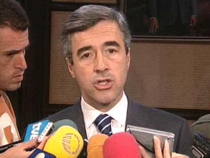 Acebes: La llegada de ANV a los ayuntamientos, "paso atrás" en la democracia