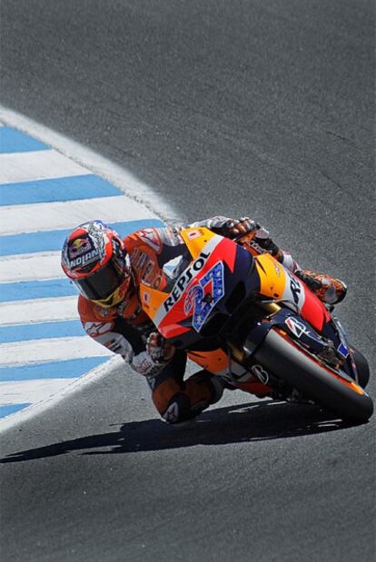 Casey Stoner, campeón en el circuito de Laguna Seca.