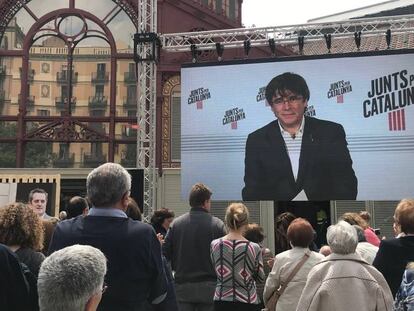 El candidato de JxCat a las elecciones europeas, Carles Puigdemont, en un acto de campaña por vía telemática. 