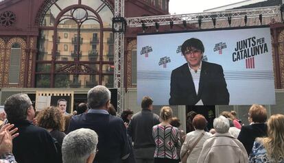El candidato de JxCat a las elecciones europeas, Carles Puigdemont, en un acto de campaña por vía telemática.