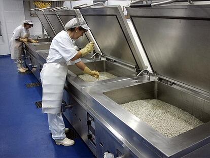 Instalaciones de la empresa Enausi de comida preparada.