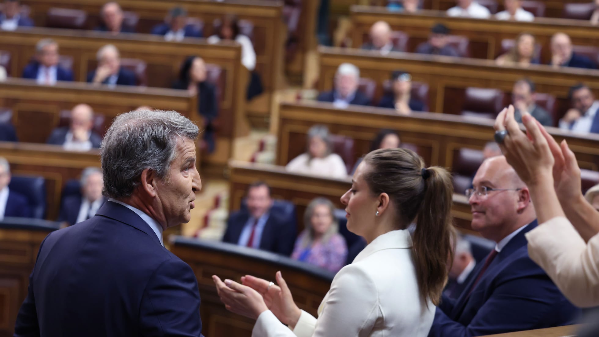 Feijóo y el dilema de la moción de censura: atreverse a perder o esperar para ganar por desgaste | España | EL PAÍS