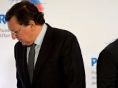 Barroso y el primer ministro ruso, Dmitri Medv&eacute;dev, hoy en Mosc&uacute;.