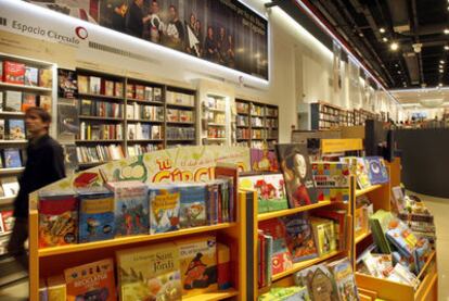 Espacio del Círculo de Lectores en la librería Bertrand de Barcelona.