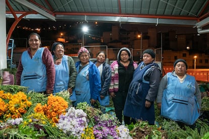 Mujeres hierbateras de la Plataforma Primero de Mayo.
