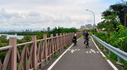 Uno de los carriles bici de Tainan, en la isla de Taiwan.