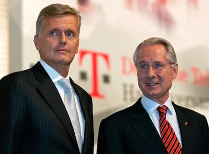 Kai-Uwe Ricke y Klaus Zumwinkel, ex ejecutivos de Deutsche Telekom investigados por la fiscalía.