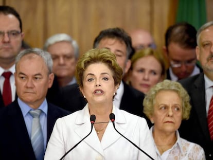 Rousseff en la seva primera roda de premsa després de ser allunyada de la presidència.