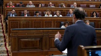 El presidente del Gobierno, Mariano Rajoy, en un pleno en el Congreso.