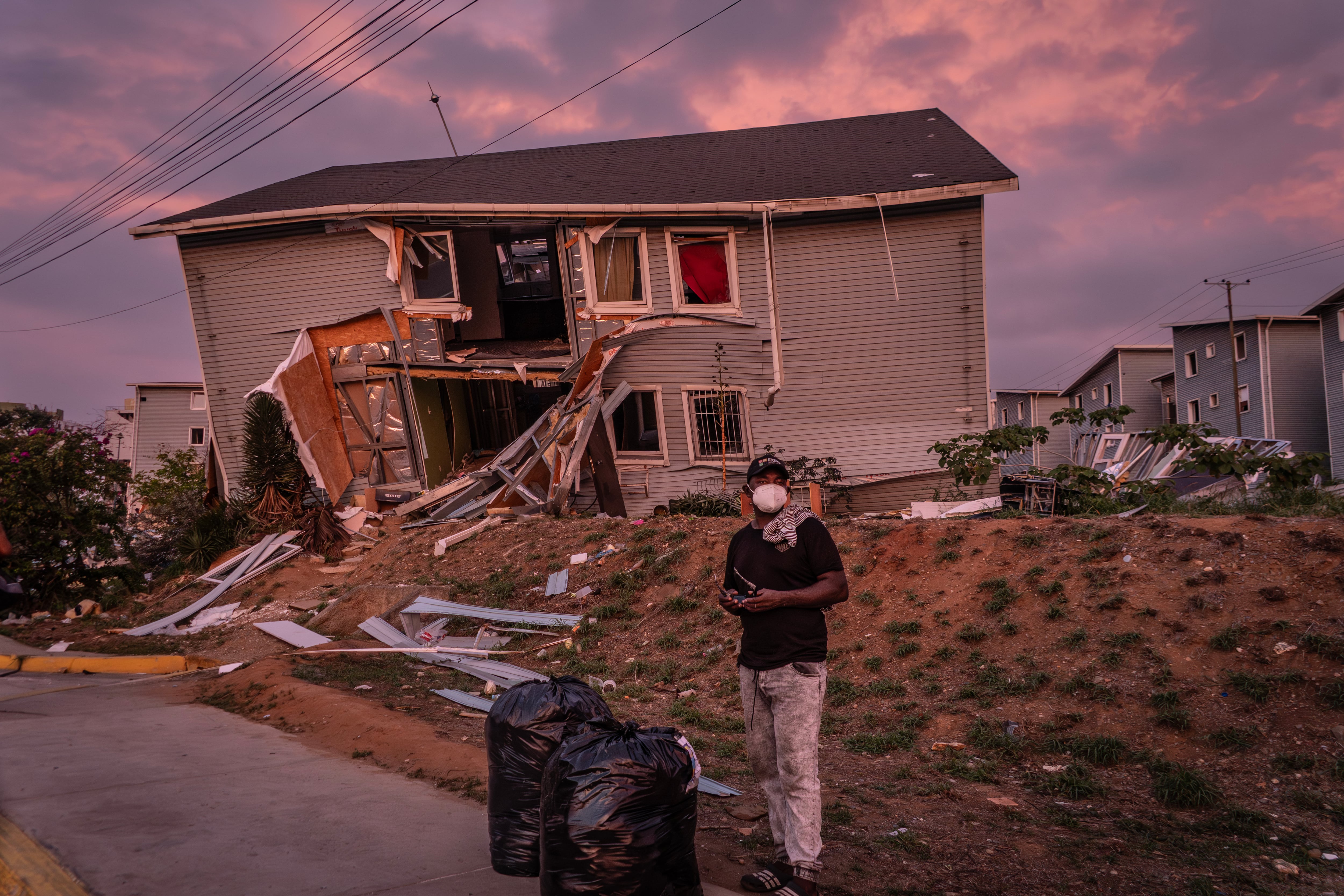 Una casa dañada por los terremotos, en La Guaira.