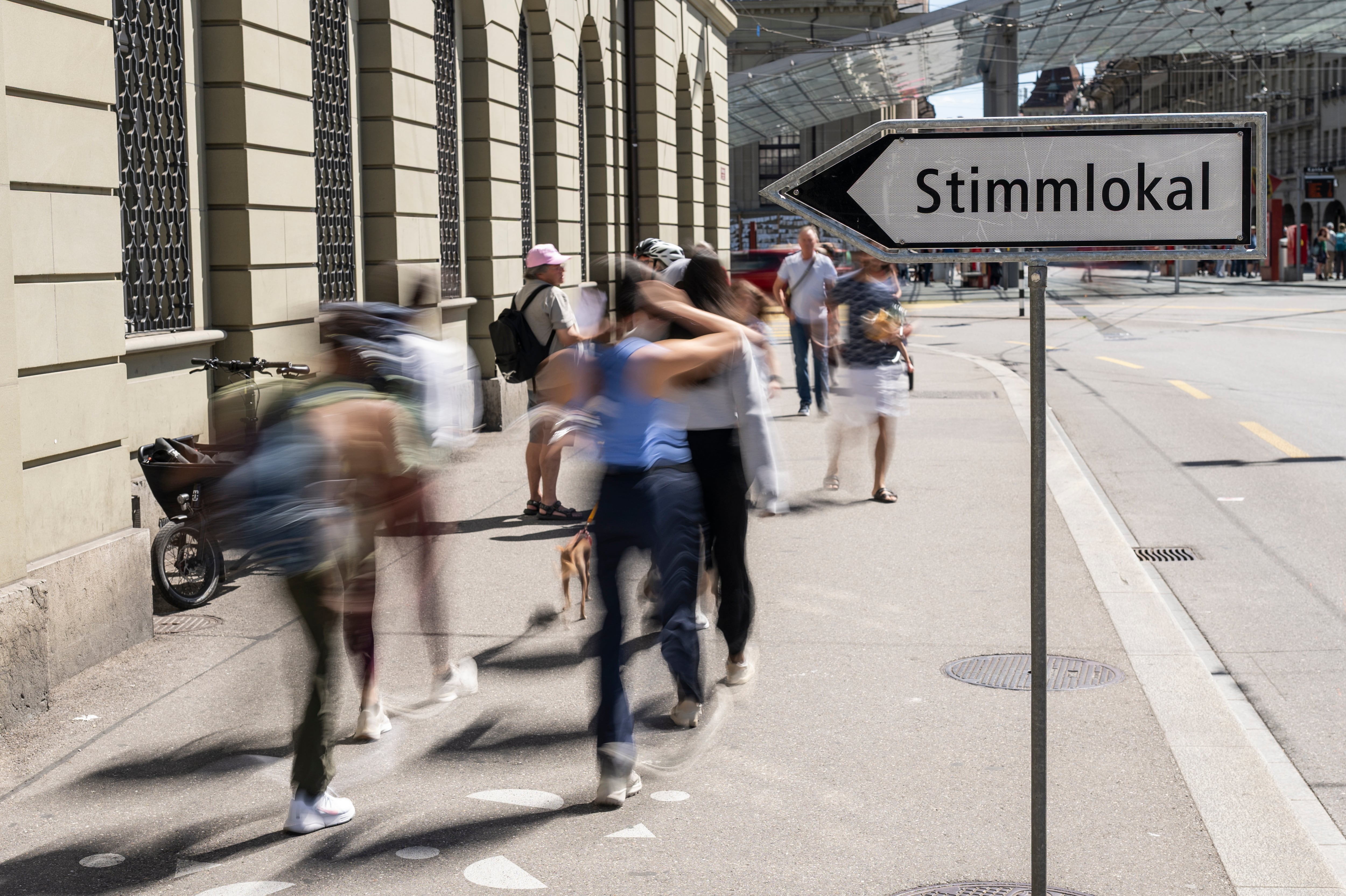 Suiza rechaza imponer un tope de 10 millones de habitantes a su población, según&hellip;