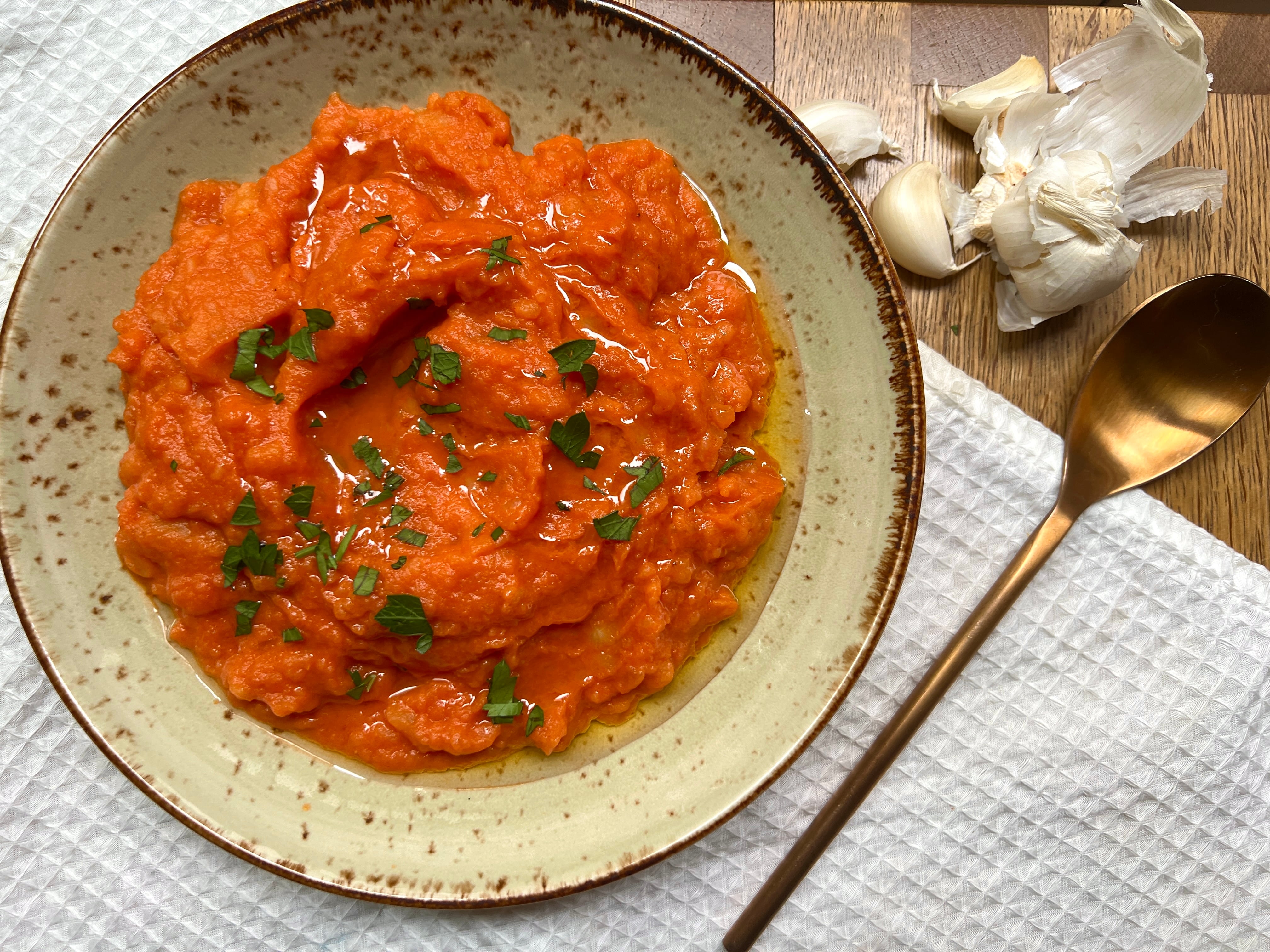 Ajocolorao, la receta almeriense entre el gazpacho y el atascaburras