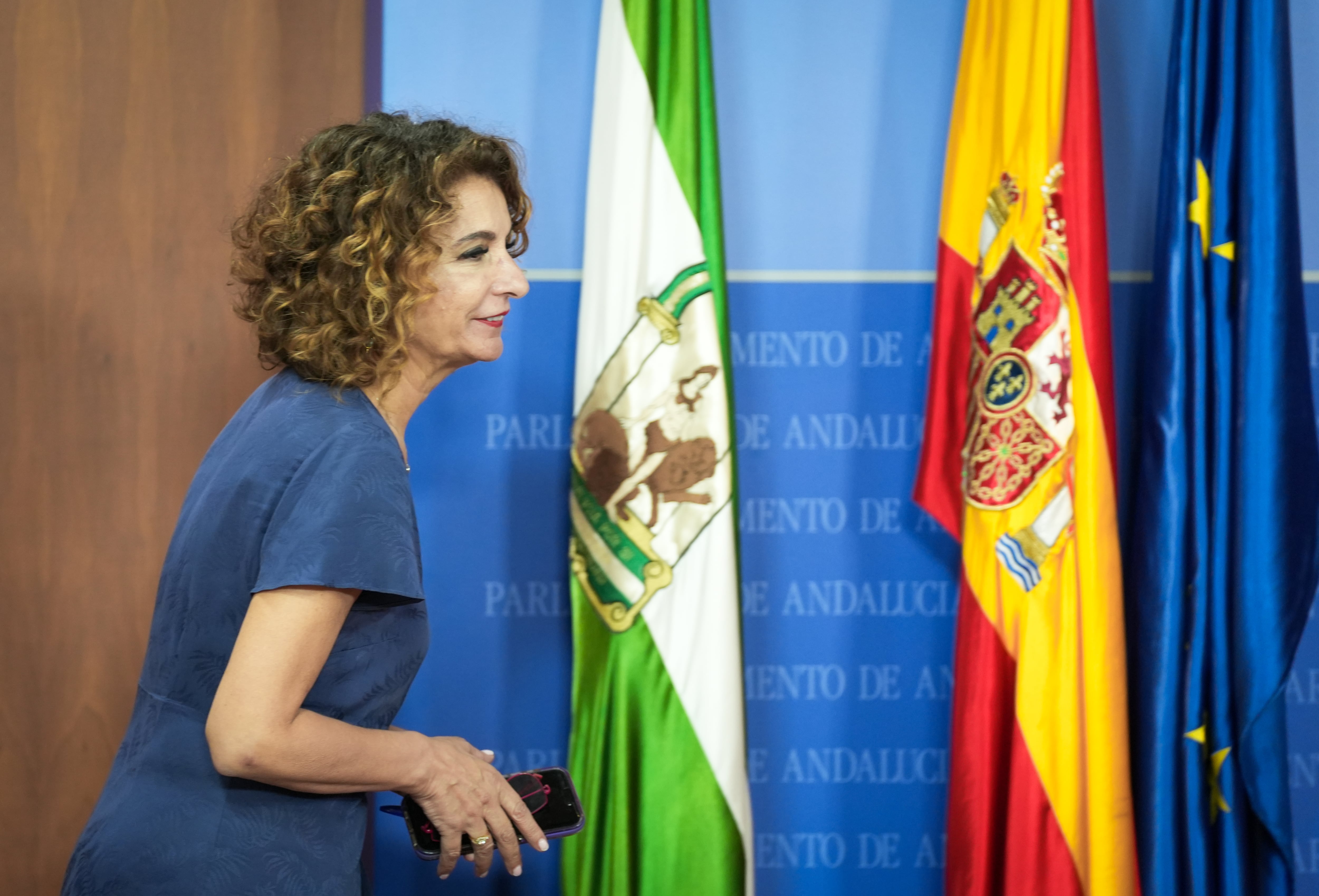 El largo camino de Montero para recuperar al PSOE andaluz