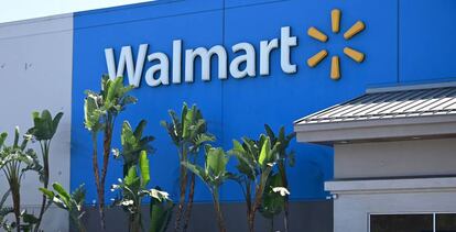 Tienda de Walmart en Burbank, California. 