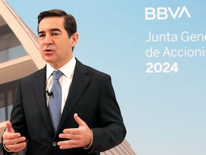 Carlos Torre Vila presidente del BBVA comparece ante los medios previamente al inicio de la Junta General de Accionistas