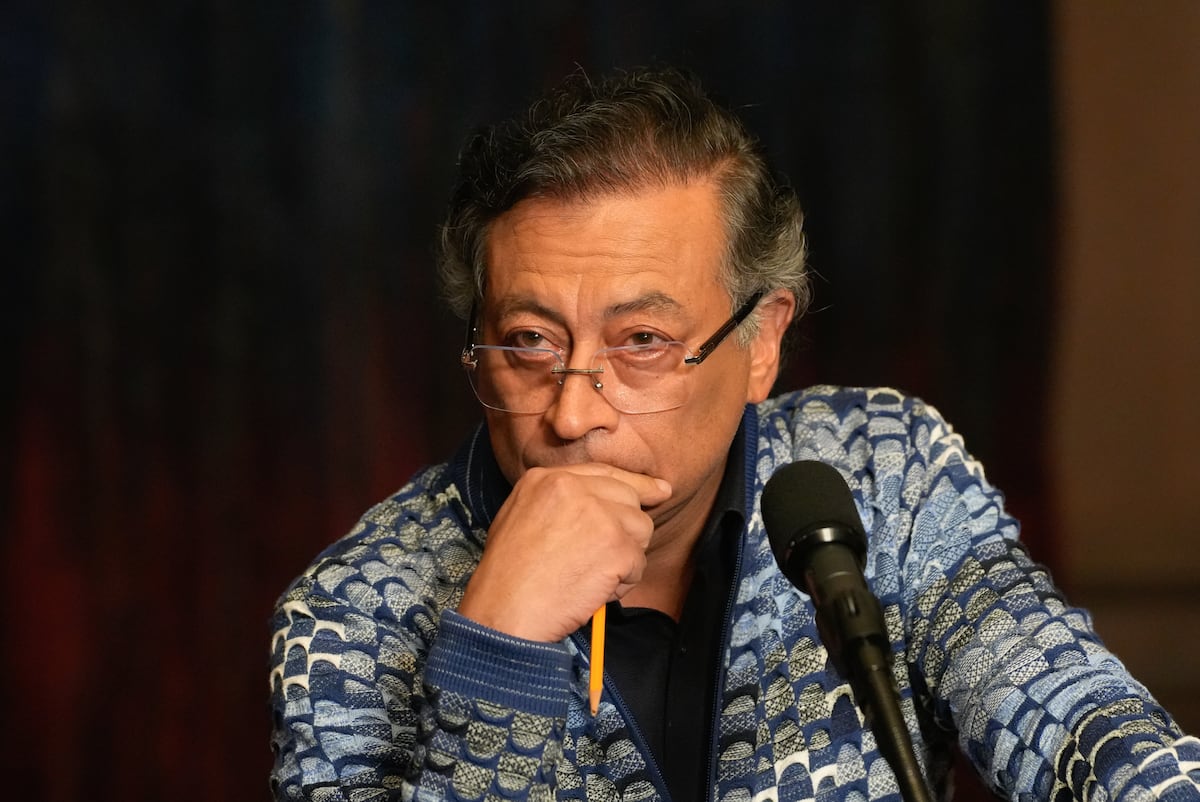 Petro exige a su gabinete apoyar el decreto que convoca a una consulta popular: “Ministro que no firme, se va”