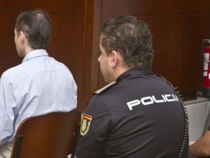 Jos&eacute; Bret&oacute;n, durante el juicio por supuestos malos tratos ps&iacute;quicos.