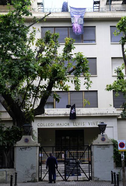 El colegio mayor Luis Vives de Valencia, cerrado desde 2012.