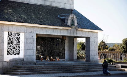 Panteón en el cementerio de Mingorrubio donde fueron inhumados los restos del dictador Francisco Franco.