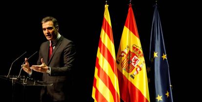 El presidente del Gobierno, Pedro Sánchez, en la conferencia en el Teatre del Liceu de Barcelona