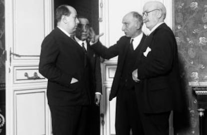 De izquierda a derecha: José María Gil Robles, José Martínez de Velasco, Melquíades Álvarez y Alejandro Lerroux, en mayo de 1935.