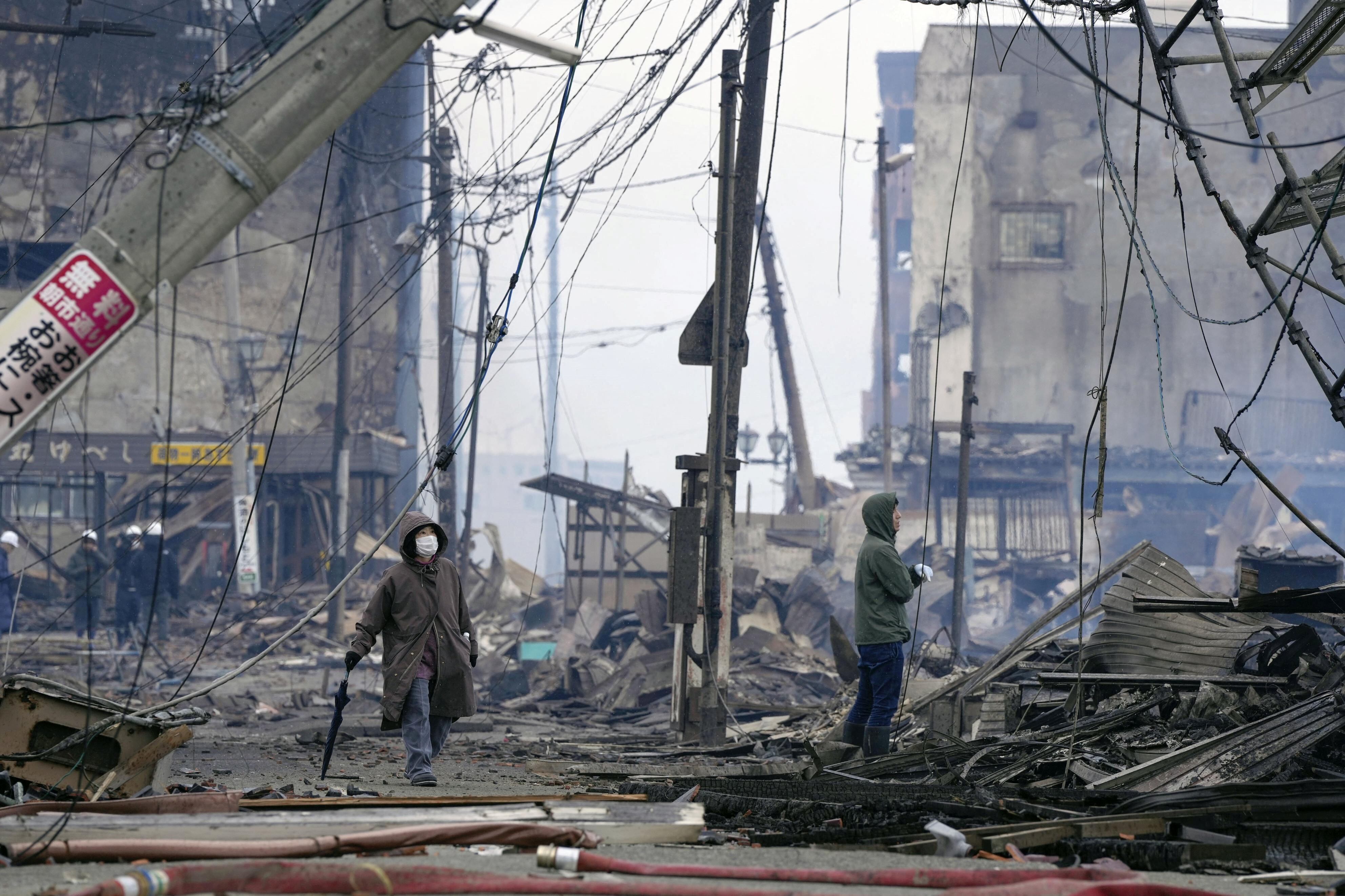 Zona residencial incendiada tras el terremoto en Wajima, prefectura de Ishikawa, este martes. 